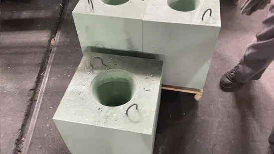 Промежуточный блок колодцев огнеупорного ковша-ковша